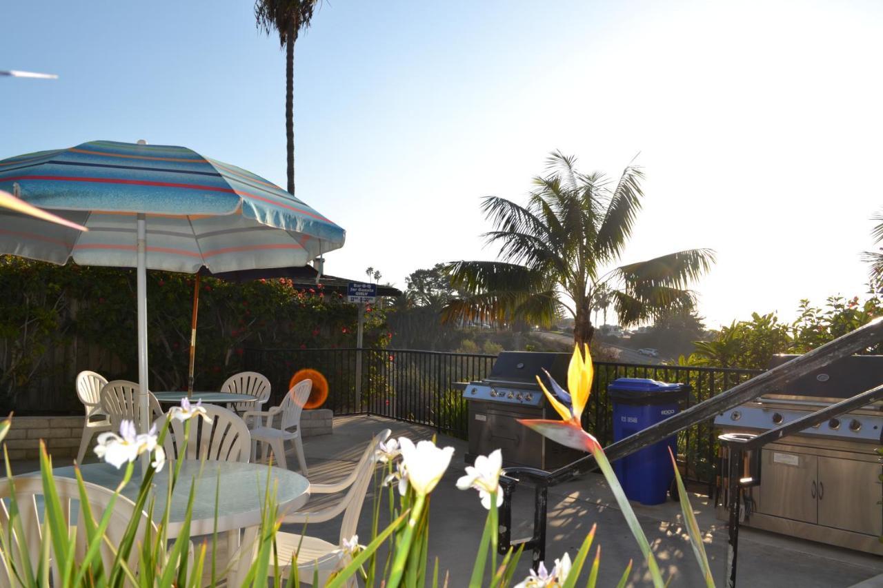 אנסיניטס Moonlight Beach Motel מראה חיצוני תמונה