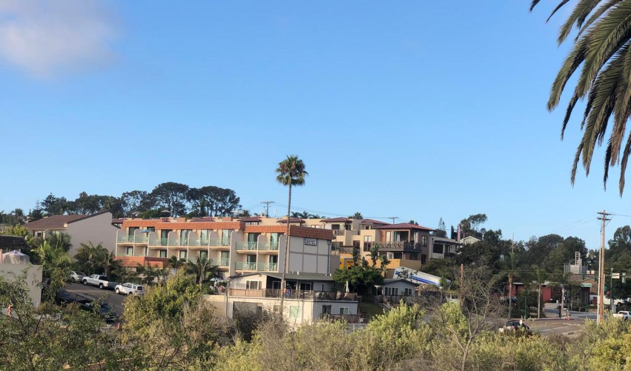 אנסיניטס Moonlight Beach Motel מראה חיצוני תמונה